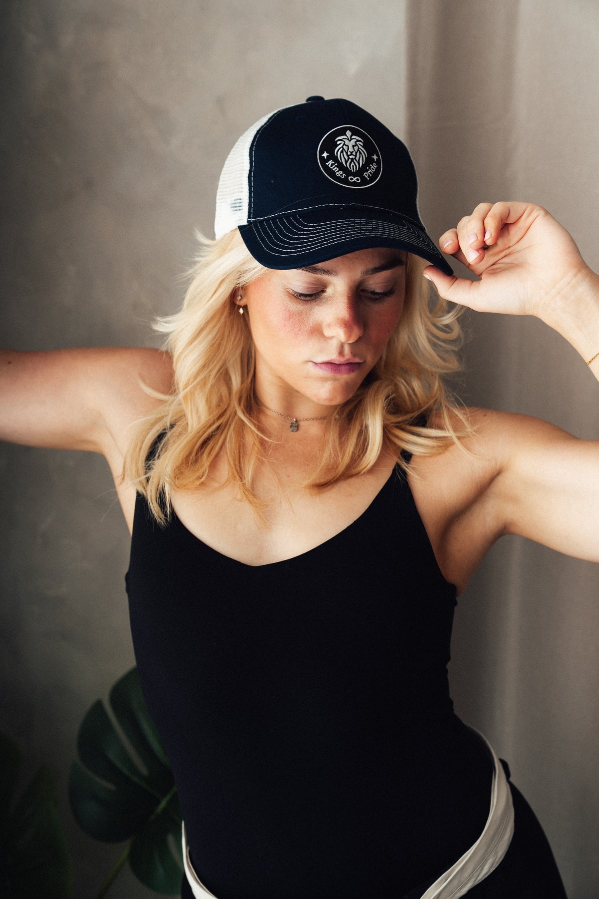 Kings Pride Heritage Trucker - Navy/White